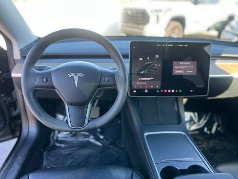Used 2022 Tesla Model 3 Long Range AWD/4WD image 12