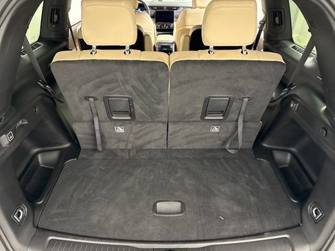 Used 2023 Jeep Grand Cherokee L Limited AWD/4WD image 20