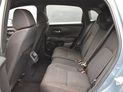 Used 2025 Honda HR-V Sport image 12