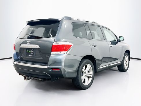 Used 2012 Toyota Highlander Limited w/ Tow Pkg AWD/4WD image 9