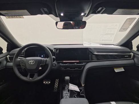 New 2026 Toyota Camry Hybrid w/ Convenience Package FWD image 45