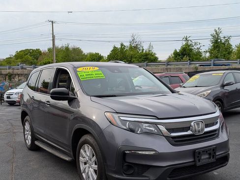 Used 2019 Honda Pilot LX image 1