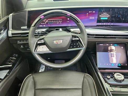 Used 2025 Cadillac Escalade Sport w/ Touring Package image 41