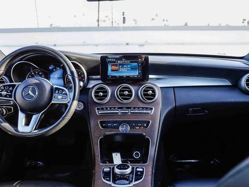 Used 2019 Mercedes-Benz C 300 Sedan image 15
