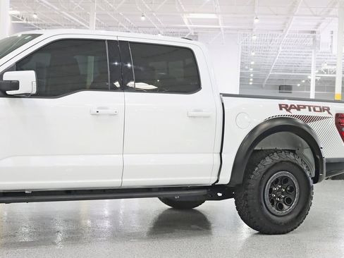 Used 2025 Ford F150 Raptor AWD/4WD image 4