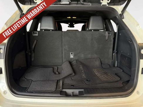 Used 2021 Toyota Highlander XSE FWD image 35