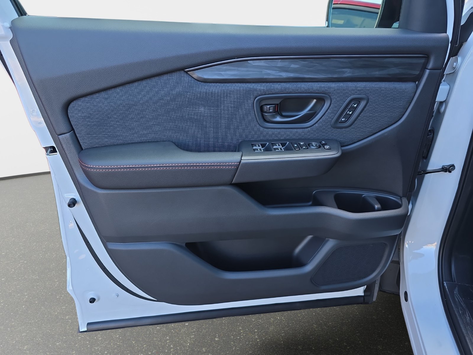New 2027 Honda Passport TrailSport image 26