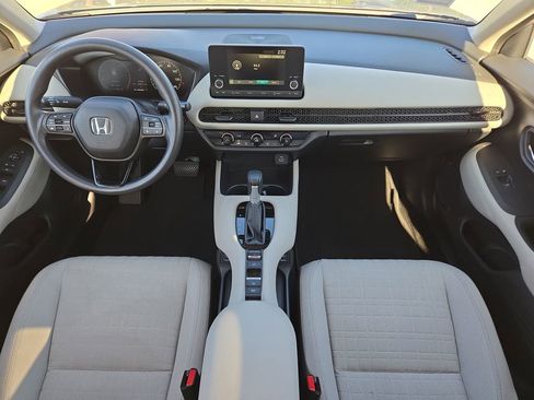 Certified 2023 Honda HR-V LX image 13