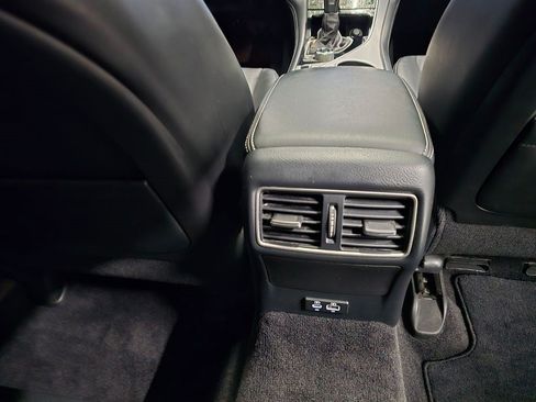 Used 2024 INFINITI Q50 Luxe w/ Cargo Package RWD image 33