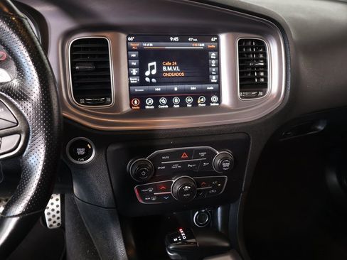 Used 2023 Dodge Charger R/T w/ Navigation & Travel Group image 5