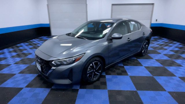 Used 2024 Nissan Sentra SV FWD image 4