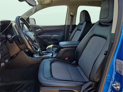 Used 2022 Chevrolet Colorado Z71 AWD/4WD image 13