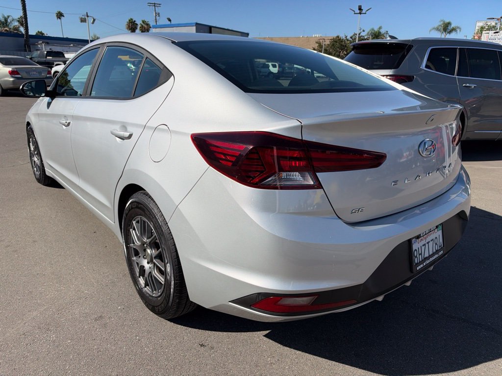 Used 2019 Hyundai Elantra SE FWD image 4