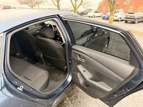 Used 2024 Honda Accord EX image 14