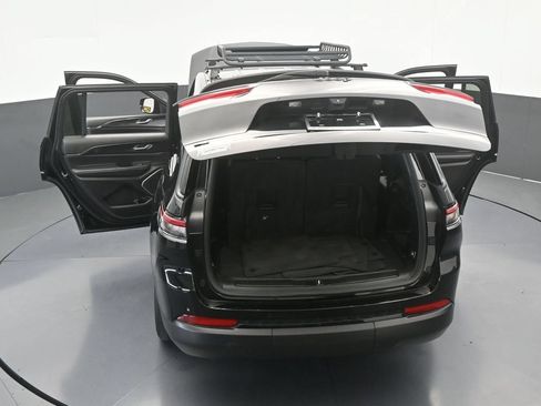Used 2022 Jeep Grand Cherokee L Laredo RWD image 70