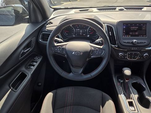 Used 2024 Chevrolet Equinox RS w/ LPO, Floor Liner Package FWD image 17