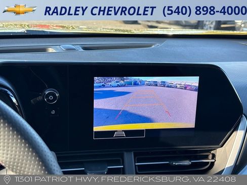 Certified 2024 Chevrolet Trax RS w/ Sunroof Package image 18