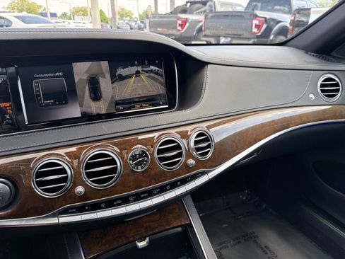 Certified 2015 Mercedes-Benz S 550 Sedan image 25