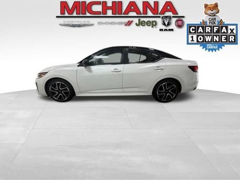 Used 2025 Nissan Sentra SR w/ SR Premium Package FWD image 1