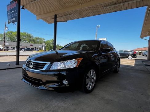 Used 2010 Honda Accord EX-L image 1