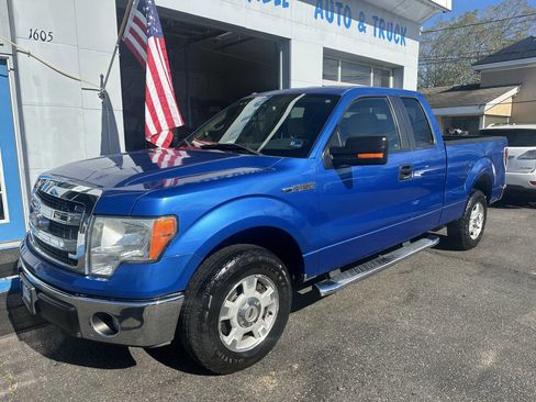 Used 2013 Ford F150 XLT w/ Mid Equipment Group image 2