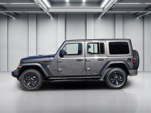 Used 2022 Jeep Wrangler Unlimited Sport image 7