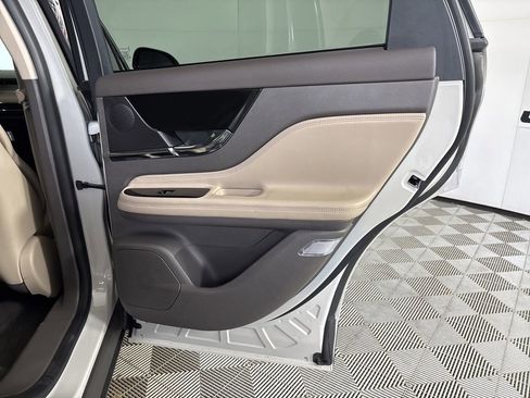 Used 2024 Lincoln Corsair FWD image 22