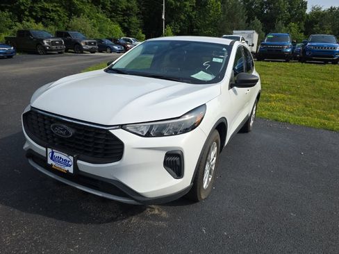 Used 2023 Ford Escape Active AWD/4WD image 8