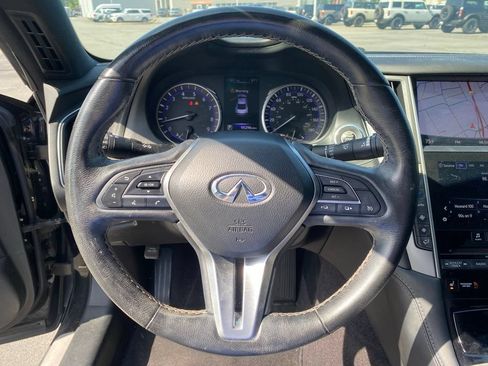 Used 2018 INFINITI Q60 3.0t Luxe w/ Sensory Package 3.0T Luxe AWD/4WD image 18
