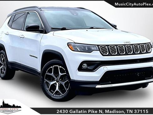 Used 2025 Jeep Compass Limited AWD/4WD image 1