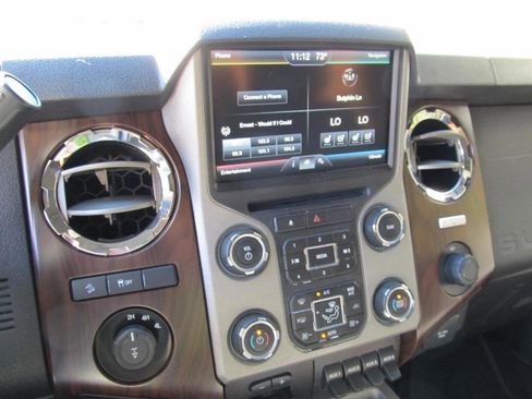 Used 2015 Ford F350 Lariat image 61