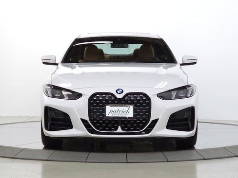 Used 2026 BMW 430i xDrive Coupe w/ M Sport Package AWD/4WD image 2