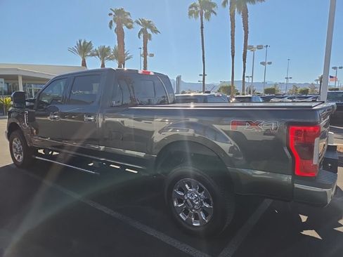 Used 2017 Ford F350 Lariat w/ Lariat Ultimate Package AWD/4WD image 2