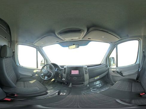 Used 2018 Mercedes-Benz Sprinter 2500 image 29