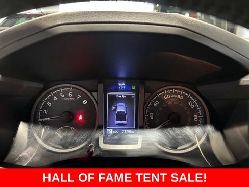 Used 2019 Toyota Tacoma TRD Sport w/ Technology Package AWD/4WD image 13