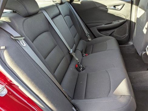 Used 2024 Chevrolet Malibu LT image 35