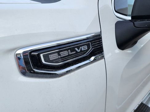 New 2026 GMC Sierra 1500 SLT w/ SLT Premium Plus Package AWD/4WD image 11