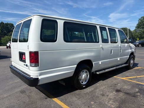 Used 2013 Ford E-350 and Econoline 350 XL RWD image 6