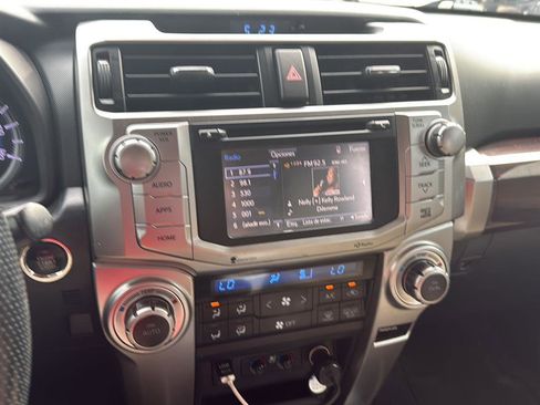 Used 2016 Toyota 4Runner Limited AWD/4WD image 5