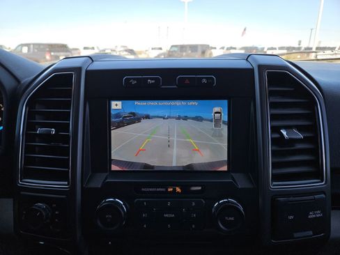 Used 2018 Ford F150 XLT w/ Equipment Group 302A Luxury image 18