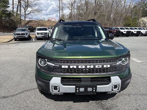 Used 2025 Ford Bronco Sport Badlands image 2