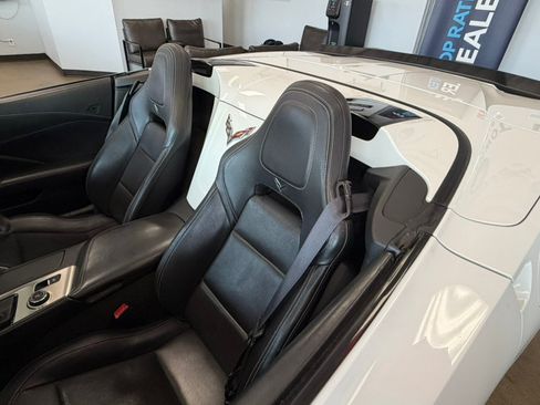 Used 2016 Chevrolet Corvette Stingray Convertible w/ 3LT Preferred Equipment Group RWD image 9
