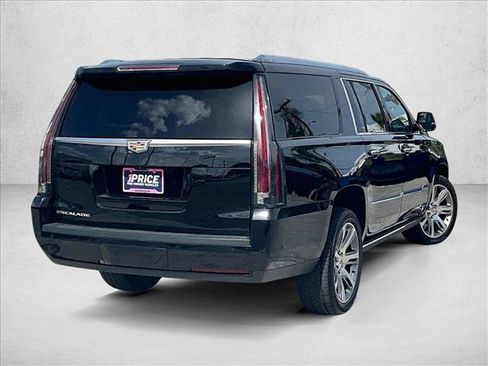 Used 2019 Cadillac Escalade ESV Premium Luxury RWD image 2