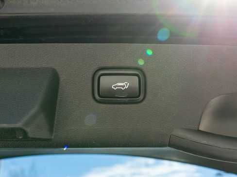 Used 2024 Kia Sportage X-Line w/ X-Line Premium Package AWD/4WD image 33