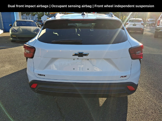 Used 2024 Chevrolet Trax RS FWD image 8