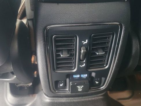 Used 2014 Jeep Grand Cherokee SRT AWD/4WD image 25