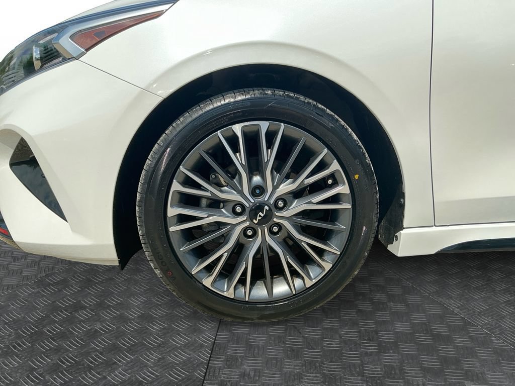 Used 2023 Kia Forte GT-Line w/ GT-Line Premium Package FWD image 14