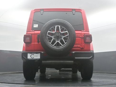 Used 2024 Jeep Wrangler Unlimited Sahara w/ Technology Group AWD/4WD image 54