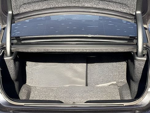 Used 2019 Dodge Charger SXT image 8