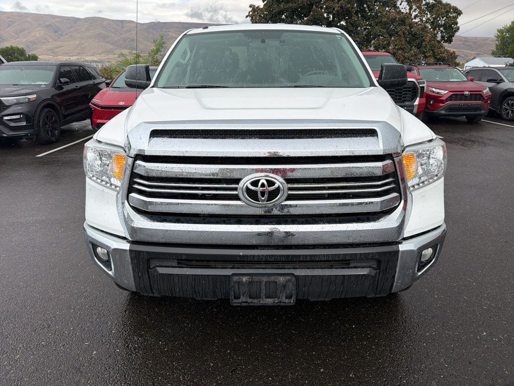 Used 2017 Toyota Tundra SR5 AWD/4WD image 13
